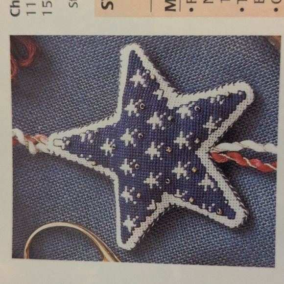 Just CrossStitch Magazine August 1999 - Picture 12 of 14